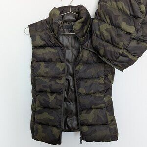 Uniqlo Hooded Down Puffer Vest – Camo Green, Women's S